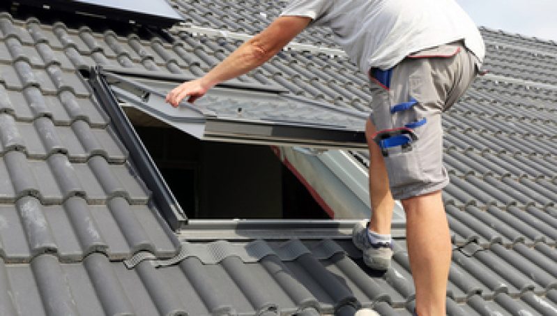 Couvreur expert en Velux à Metz – Pose fenêtres de toit Couvreur expert en Velux à Metz - Pose fenêtres de toit